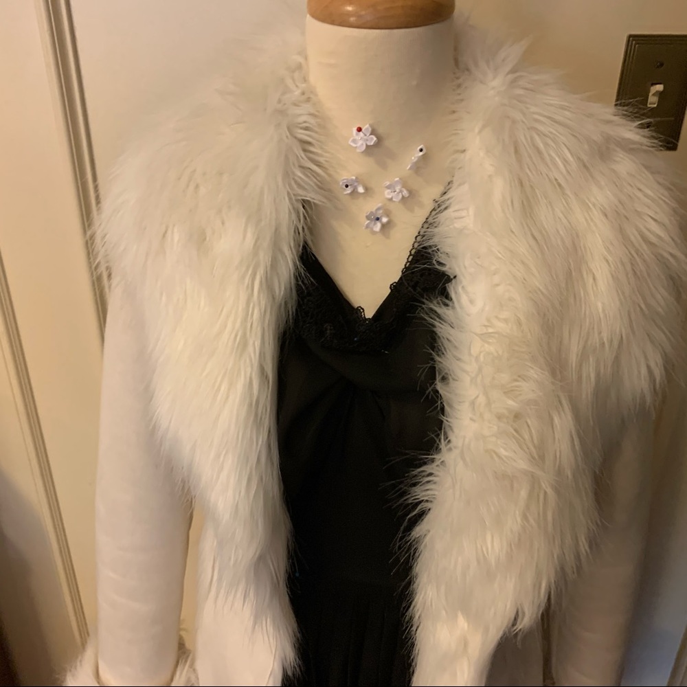 Coat - Picture 4 of 5